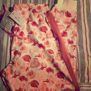 Lularoe Jax Joggers Roses NWT Large BCA